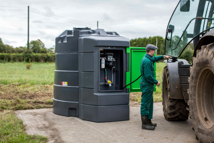 agri-tank-tractor-farmer