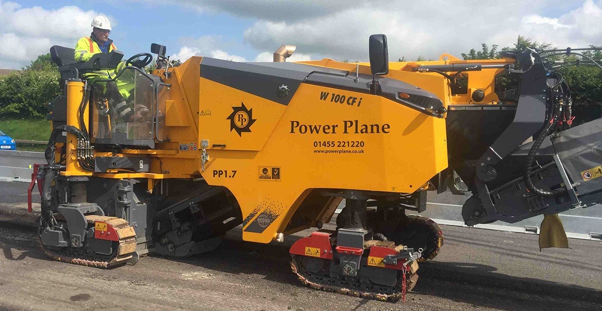 Power Plane fuel cleaner, low emission operations with GTL Fuel