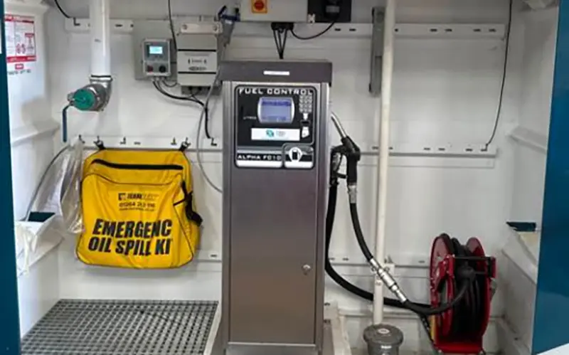 Fuel tank with onboard telemetry.