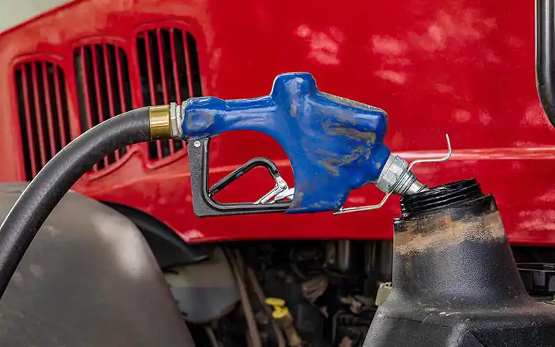 AdBlue® nozzle filling a tractor